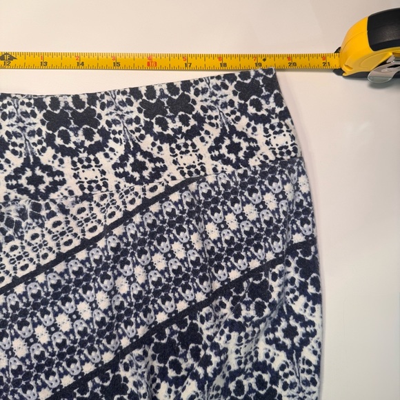 Westport 1962 Womens 2XL Blue/White Patterned Maxi Skirt Elastic Pull On Long - Picture 8 of 8